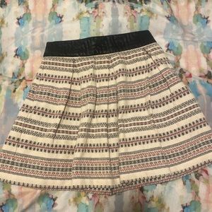 Pattered mini skirt